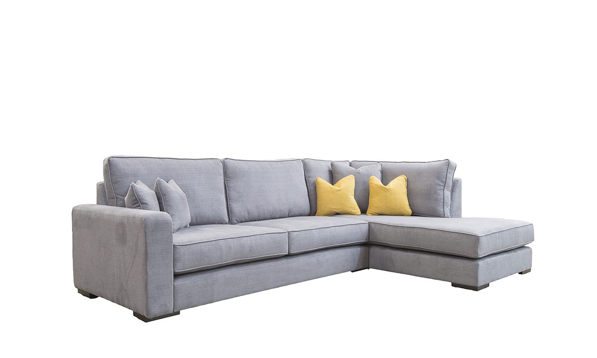 Daytona Chaise Sofa in Hendrix 803 Pewter