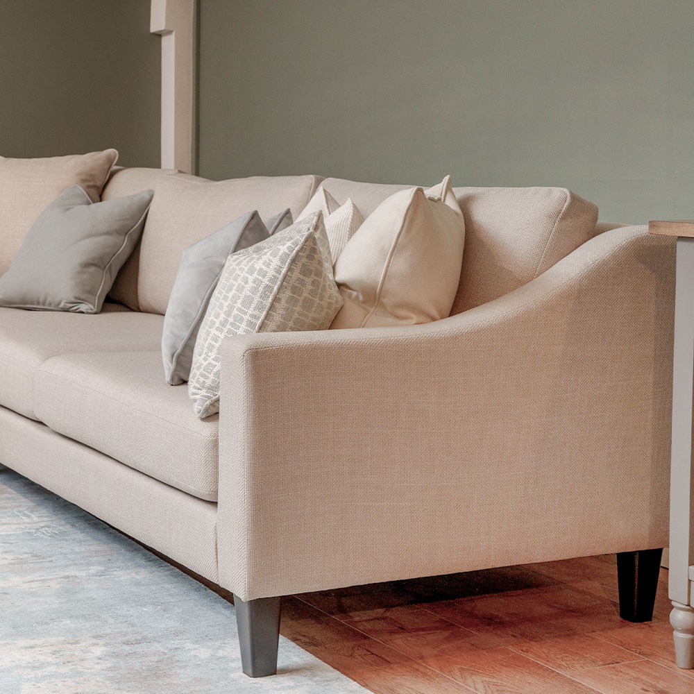 Heidi Sofa in Antwerp Cream
