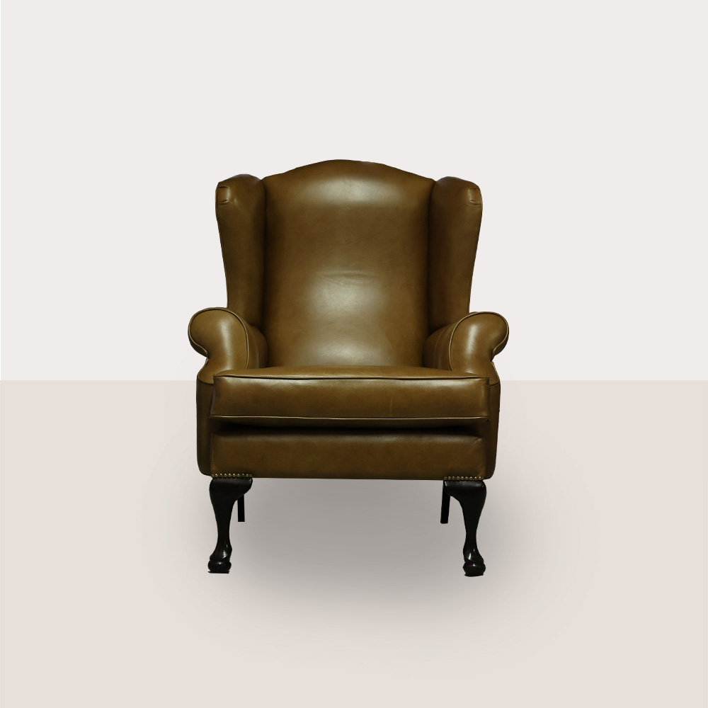 Finline Leather Queen Anne Chair in Mustang Tan Light