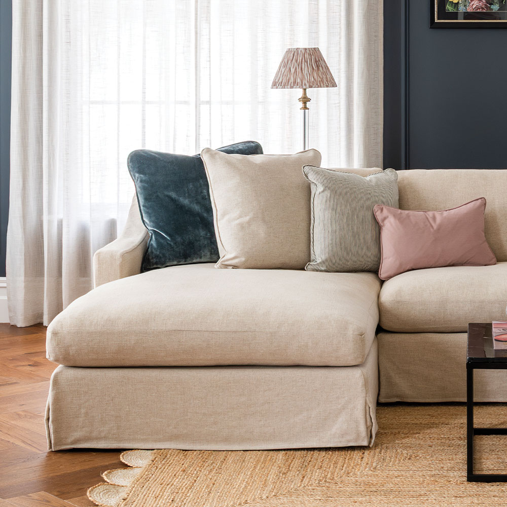 Hannah Lounger in Antwerp Cream Loose Cover